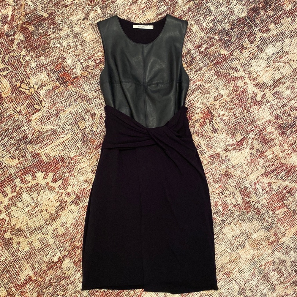 Bailey 44 dress. Navy size small